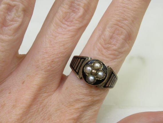 Mourning Ring with Hidden Locket - image 4