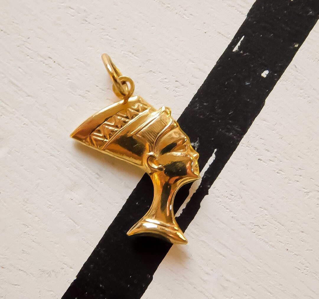 超特価SALE開催！ ヴィンテージ ゴールド イエロー 14K チャーム ネフェルティティ アクセサリー