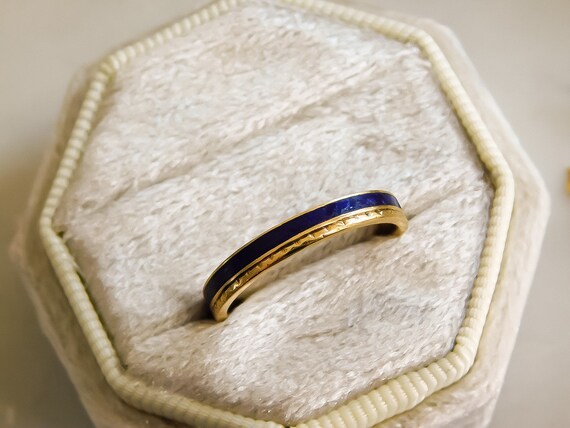 14K Yellow Gold and Lapis Inlay Eternity Band - image 3