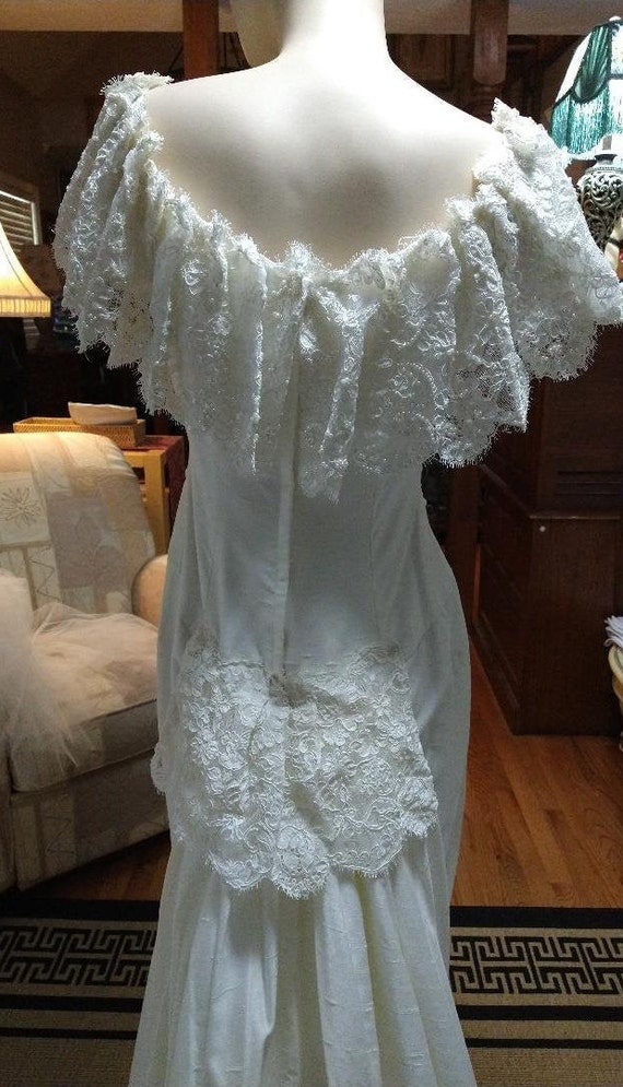 Soleil Fringe Halter Gown - Buttercream Ivory