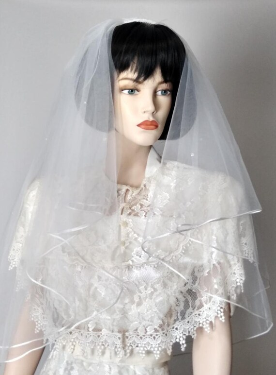 Swarovski -crystallized BridalVeil Bridal Veil Fingertip Swarovski Crystal & Rhinestone Edge  main image 2
