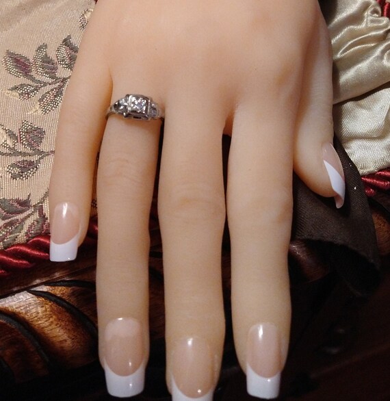 Vintage Diamond Engagement Ring/18K White Gold/Ar… - image 3