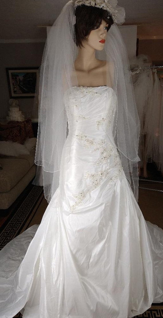 Layaway Avail/Bridal Wedding Gown Trumpet design W