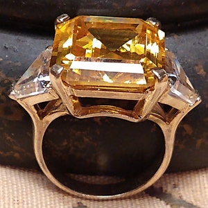Canary Yellow Lab Created Cushion Cut Ring/Size 7/Huge!/20 Carats with Trillions!/Gorgeous!