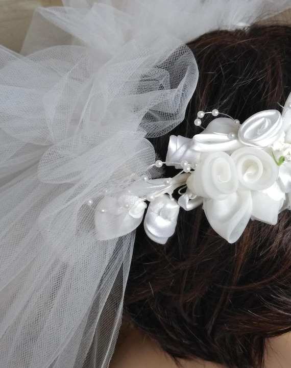 Bridal veil, short, double tier, satin roses and … - image 3