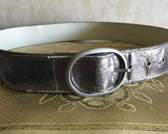 Ceinture en cuir argentée bohème hippie vintage des années 80 des années 80