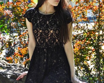 French Vintage Black Lace La Redoute Dress Size S XS 34