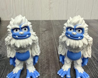 Flexi Sasquatch | 3D Printed Bigfoot Figurine | 4 Inches Tall | Articulated Fidget Toy | Collectible Gift | Desk Buddy | Cryptid Decor