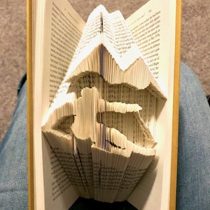 Downhill Skier Bookfolding Pattern