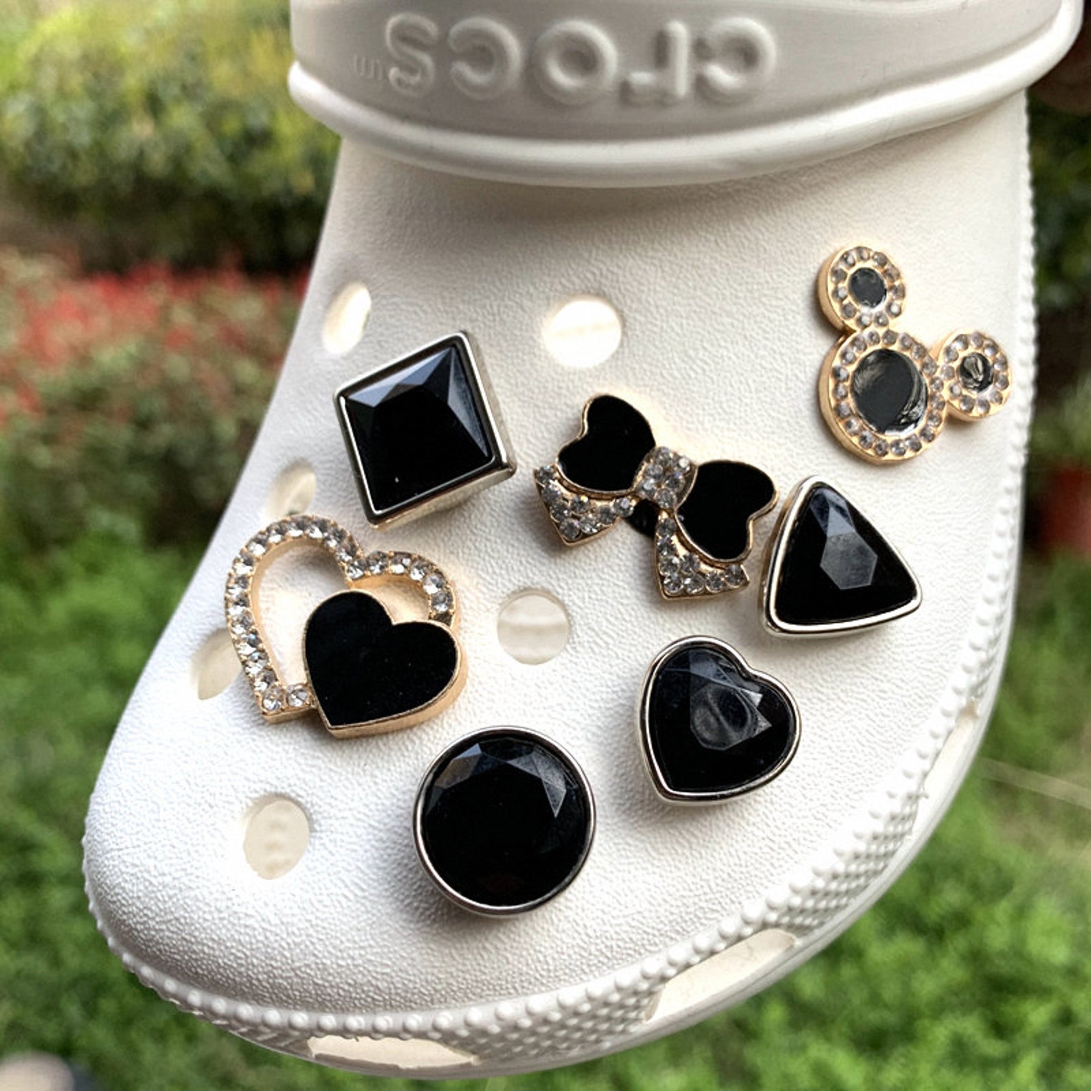 croc charms nike