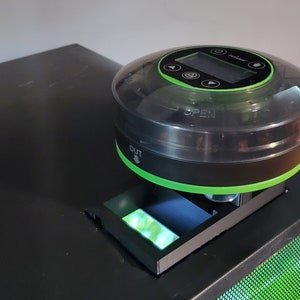 Fluval 123L Autofeeder Mount