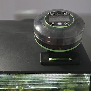 Fluval 34L オートフィーダーマウント