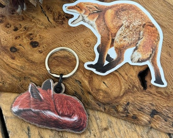 Artisan Red Fox Illustration Keyring - Sustainable Walnut Wood, Quirky Accessory, Ideal Gift for Wildlife Admirers
