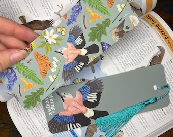 Present for Bookworm - Unique British wildlife Ancient Woodland Creatures Bookmark with Jay Design, Ideal Gift for Book Club or Nature Lover