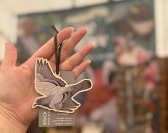 Rock Dove/Pigeon Wooden Hanging Decoration, Bird tree decoration,  Pigeon ornament, Pigeon Christmas tree decoration, Eco-Friendly Ornament