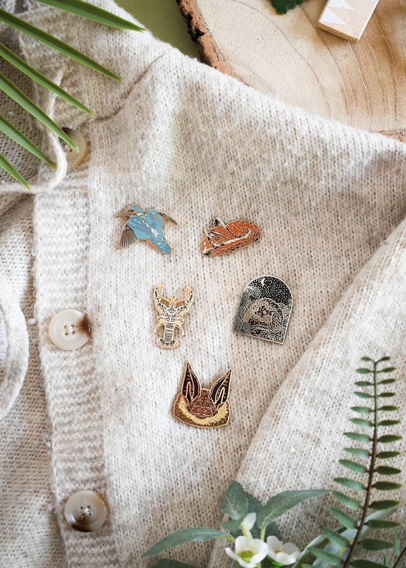 Hard enamel pin Bundle, British Wildlife, animal enamel pin set, animal brooch, Lapel pin, Kingfisher pin, Pin Collecting, Nature Lover Gift image 2