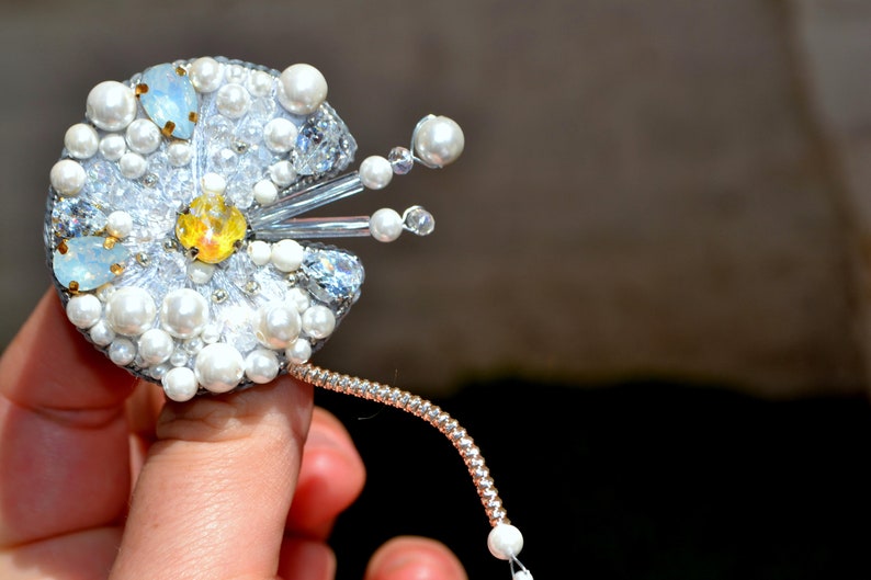 DREAMLANDSALES Long Stem Pearl & CZ Dandelion Brooch - Silver Tone Flower Pin For Wedding Or Gift - View #2
