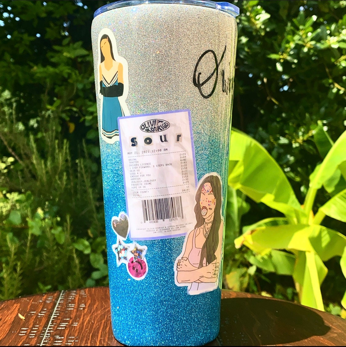 i or ur GUTS water bottle – Olivia Rodrigo