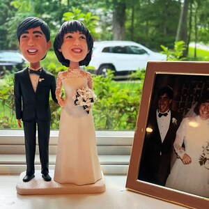 Custom Couple Bobbleheads, Unique Wedding Gift, Cake Topper
