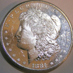 1881 S Morgan uncirculated dollar. Reflective fields. Free shipping.1881S Lot 529