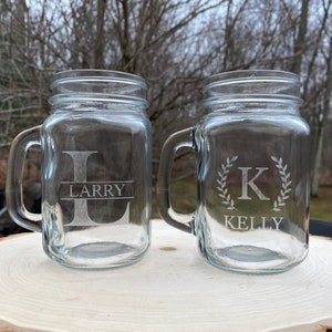 Vasos de tarro de cristal personalizados, tarros de cristal con monograma, vasos de tarro de cristal personalizados, tarros de cristal para bodas, regalo para padrinos de boda, regalo para damas de honor