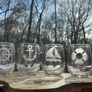 Nautical Boat Theme Stemless Wine Glass Set, Anchor, Nautical Etched Wine Glasses, Beach Theme Wine Glass, Boater Gift
