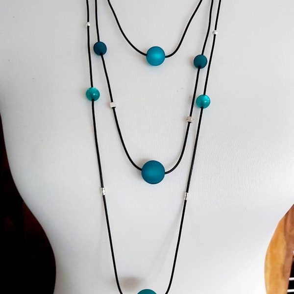 Necklace long 3-row,Polaris beads, emerald blue black silver single piece