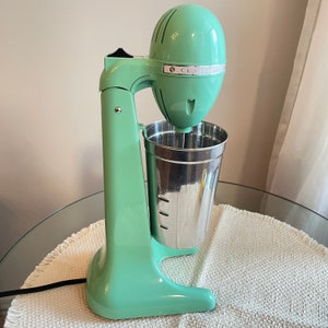 Vintage Hamilton Beach Shake Maker 65250 Classic Drinkmaster Malt Mixer W/  Stainless Cup Jade Green Drink Blender 