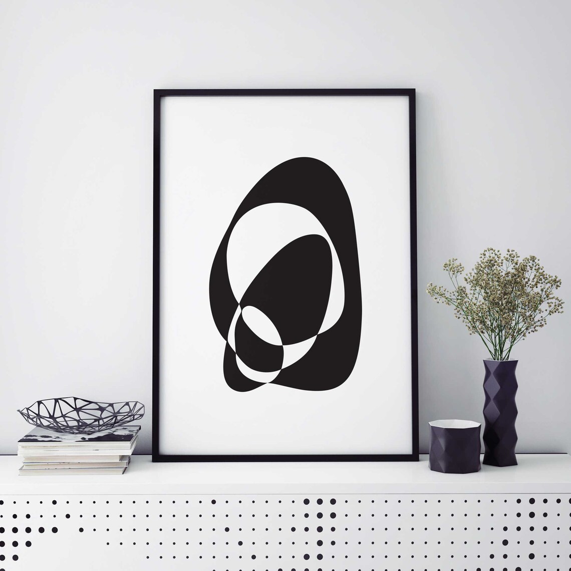 Abstract Modern Black and White Reverse Shape Print for Room Decoration