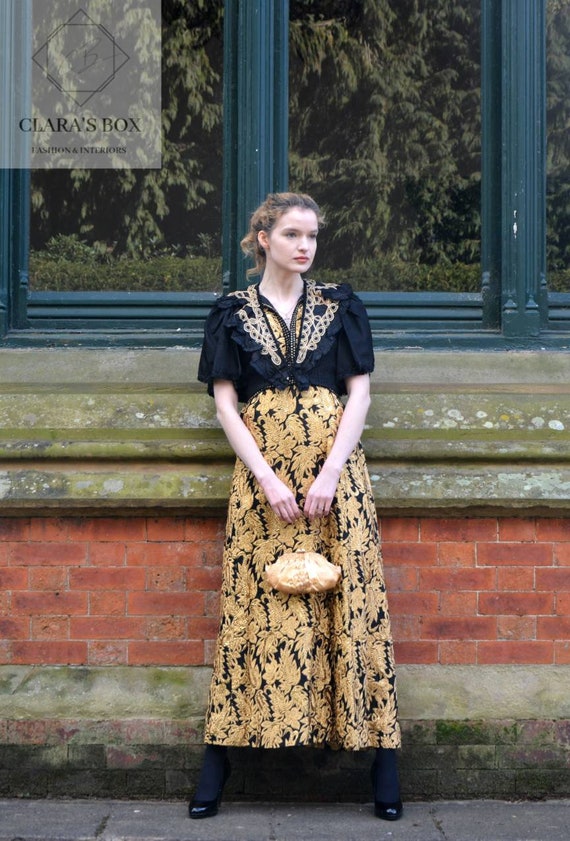 Beautiful 1800s antique black gothic bodice with … - image 8