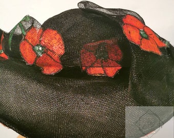 Rare Art Deco 1920s raffia poppy hat in excellent vintage condition