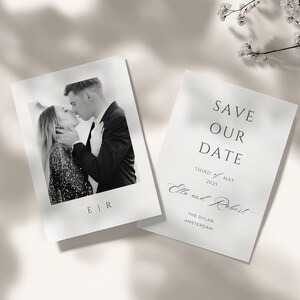 Modèle de carte de réservation de date minimaliste 5x7" | Annonce de mariage intemporelle et élégante | Canva Design [001]