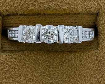 18ct White Gold Diamond Ring • 0.75ct Natural Diamonds