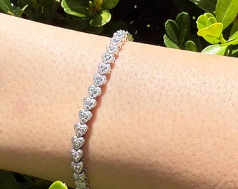 10k White Gold Heart Diamond Bracelet | Delicate Fine Jewelry