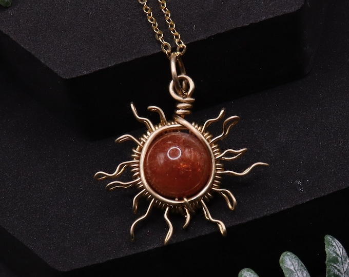 Radiant Sunstone Sun Gold Pendant - Handcrafted Crystal Jewelry - Sunbeam Crystal Necklace for Mom Daughter - Vacation Jewelry- Summer Sun