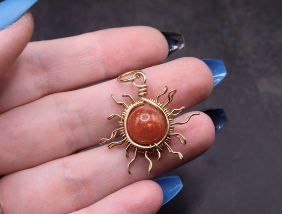 Radiant Sunstone Sun Gold Pendant - Handcrafted Crystal Jewelry