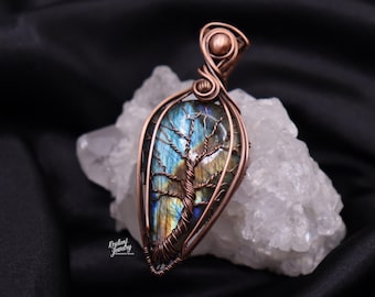 Labradorite Tree of Life Copper Pendant - Handmade Wire Wrapped Crystal Necklace - Transformation & Protection Jewelry