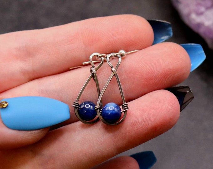 Deep Blue Kyanite Teardrop Earrings - Antique Sterling Silver - Minimalist Crystal Earrings - Kyanite Jewelry for Ears