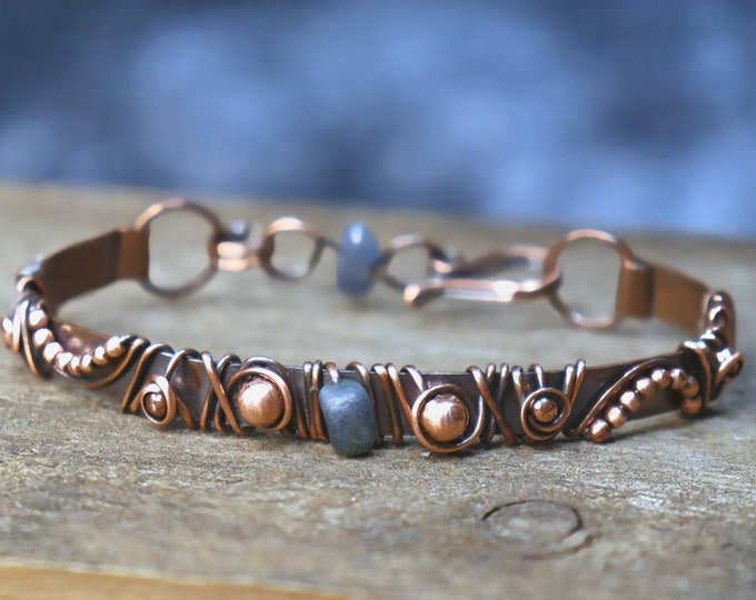 Kyanite Copper Cuff With Clasp - Wire Wrapped Bracelet- Unisex Bracelet Unique Copper Jewelry