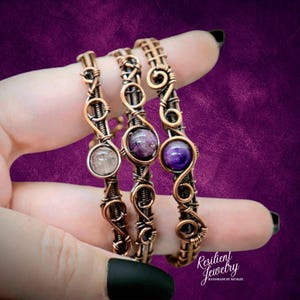 Anpassat kristalltrådslindat armband - Antik kopparmanschett