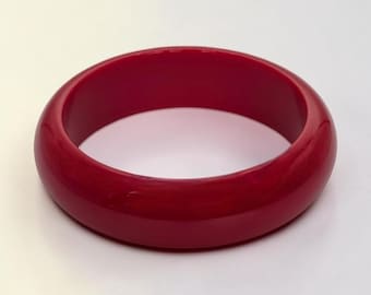 Brazalete de resina roja