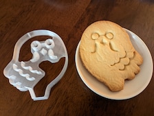 Animal Crossing Roost Sable Cookie Cutter