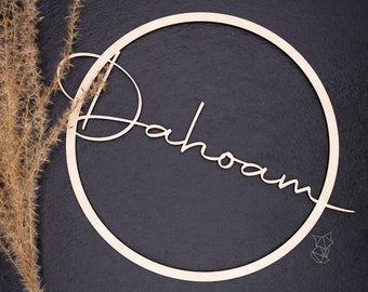 Wooden wreath 'Dahoam' – Cozy wall decoration