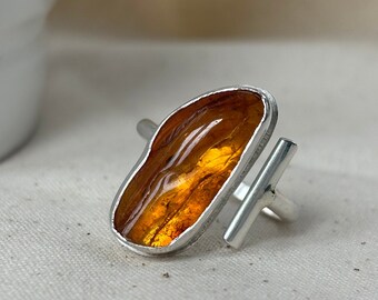 Grosse bague en ambre, bague en ambre de la Baltique, bague réglable, bague réglable en pierres précieuses, cadeau pour maman