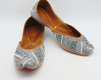 Ethnic Indian genuine leather Bridal shoes with embroidery Juti Khussa sandals flats slip on