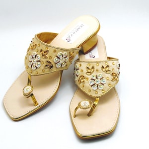 Gold Embroidery Ethnic Indian Toe Ring Sandals