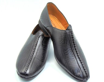 Men's Black Juti Khussa Mojari Shoes: Ethnic Indian Design