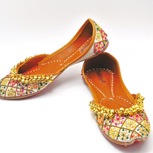 Ethnic Indian genuine leather Bridal shoes with embroidery Juti Khussa sandals flats slip on