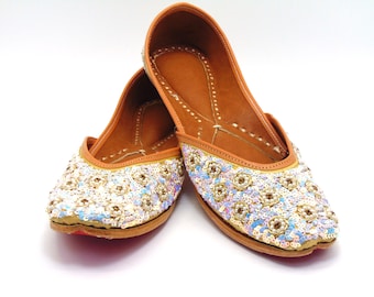 Ethnic Indian genuine leather Bridal shoes with embroidery Juti Khussa sandals flats slip on