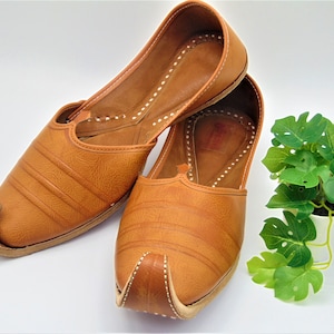Ethnic Indian genuine leather men shoes Juti Khussa sandals flats slip on Mojari